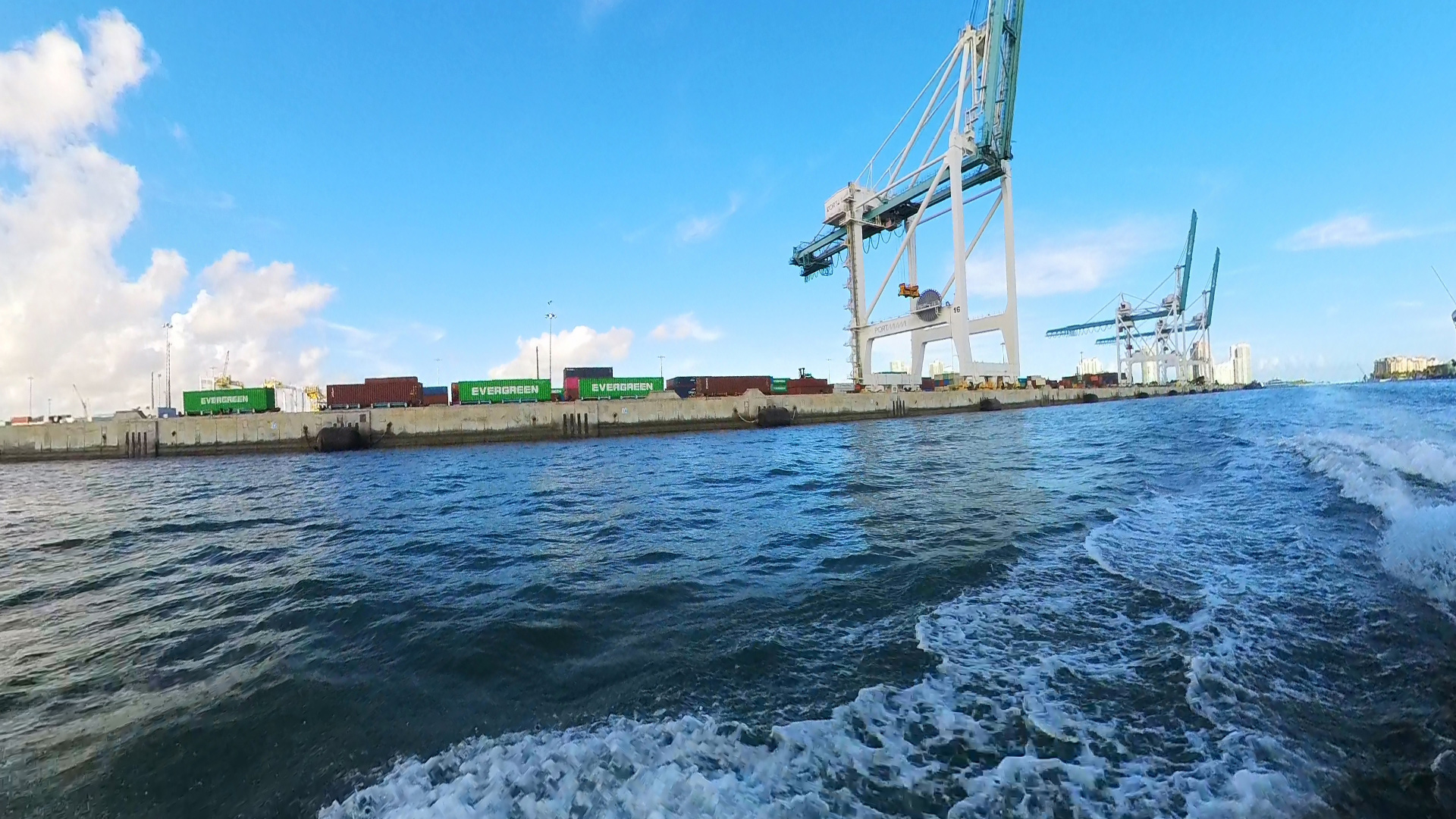 No work today for these Gantry Cranes.